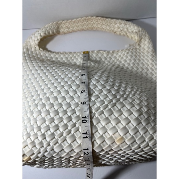 Ah.dorned Elegant Cream Woven Tote Bag - Picture 9 of 14